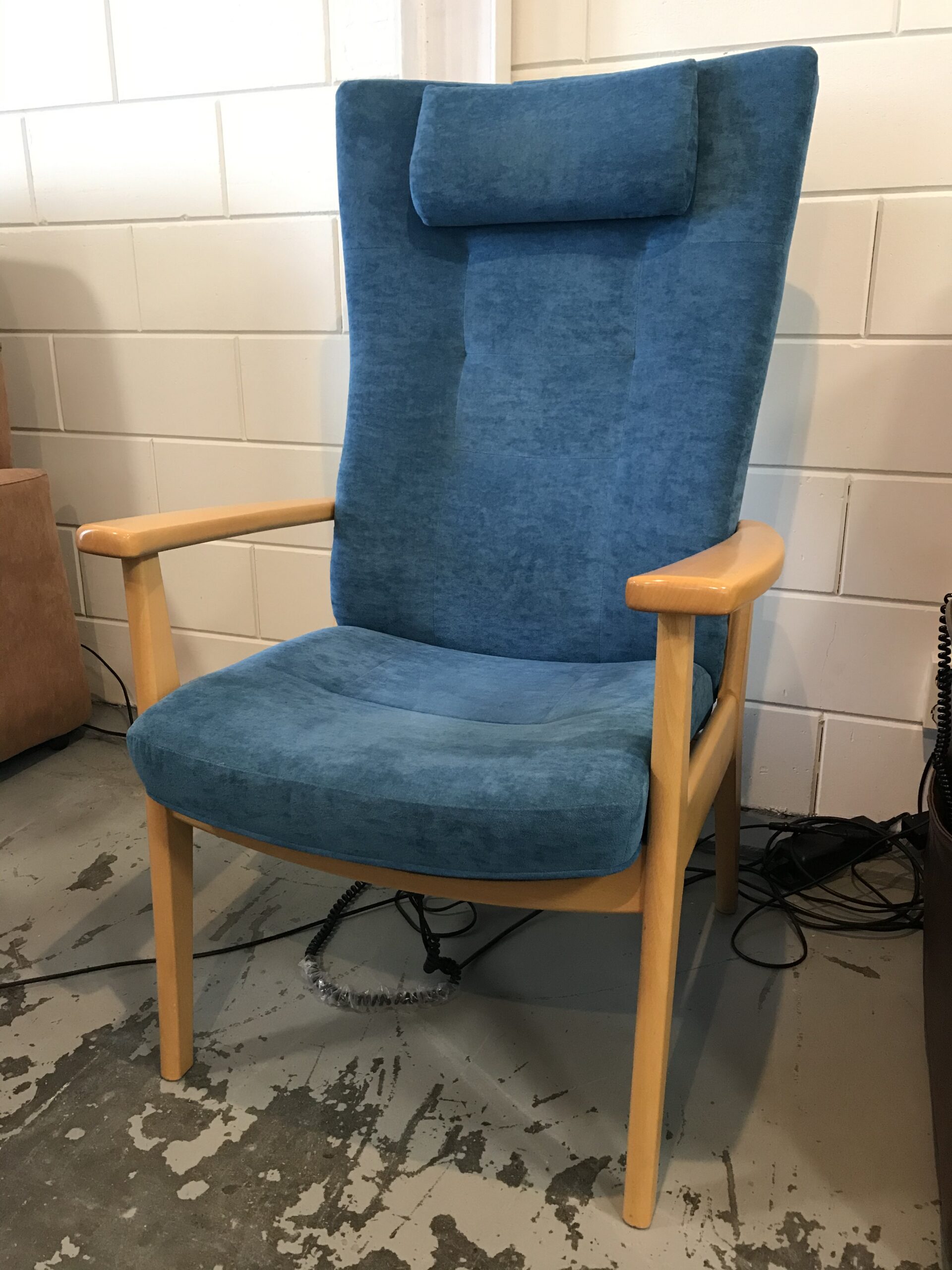 Farstrup stoel Blauw - Nieuw! - Sta op stoel Alkmaar
